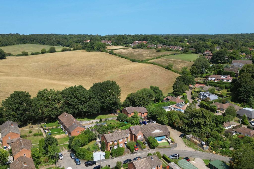 Additional image 4 of 2 bed semi-detached house for saleGomms Wood Close, Forty Green, Beaconsfield, Buckinghamshire HP9