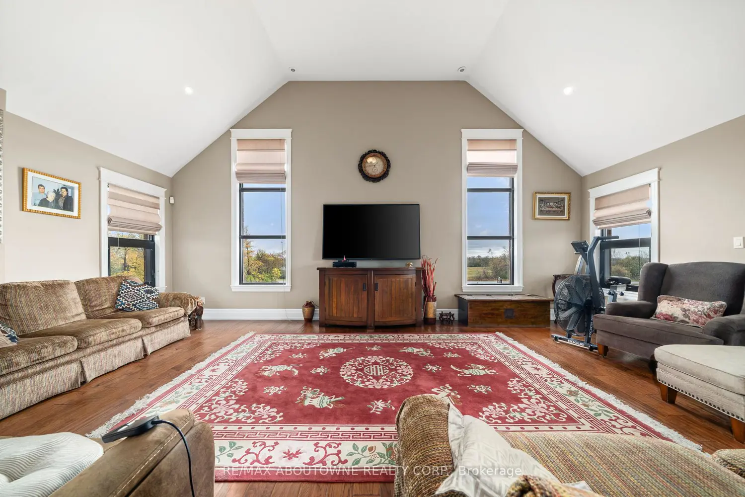 Additional image 9 of 842 Hamilton Road