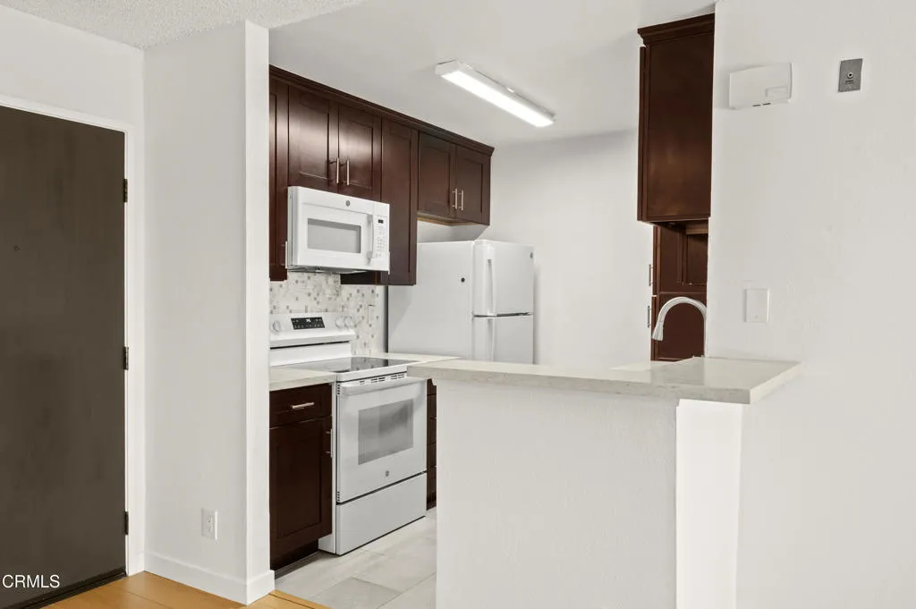 Additional image 52 of 4499 Via Marisol Unit 113A, Los Angeles, CA 90042