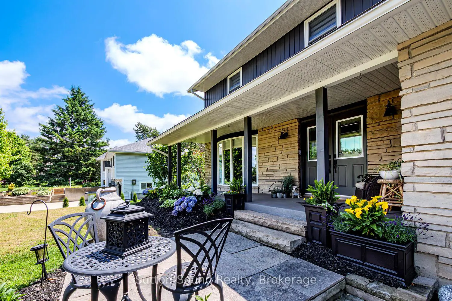 35 Pine Tree Drive