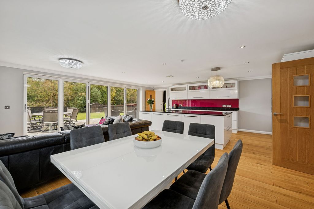 Additional image 7 of 6 bed detached house for saleHamilton Way, East Whitburn EH47