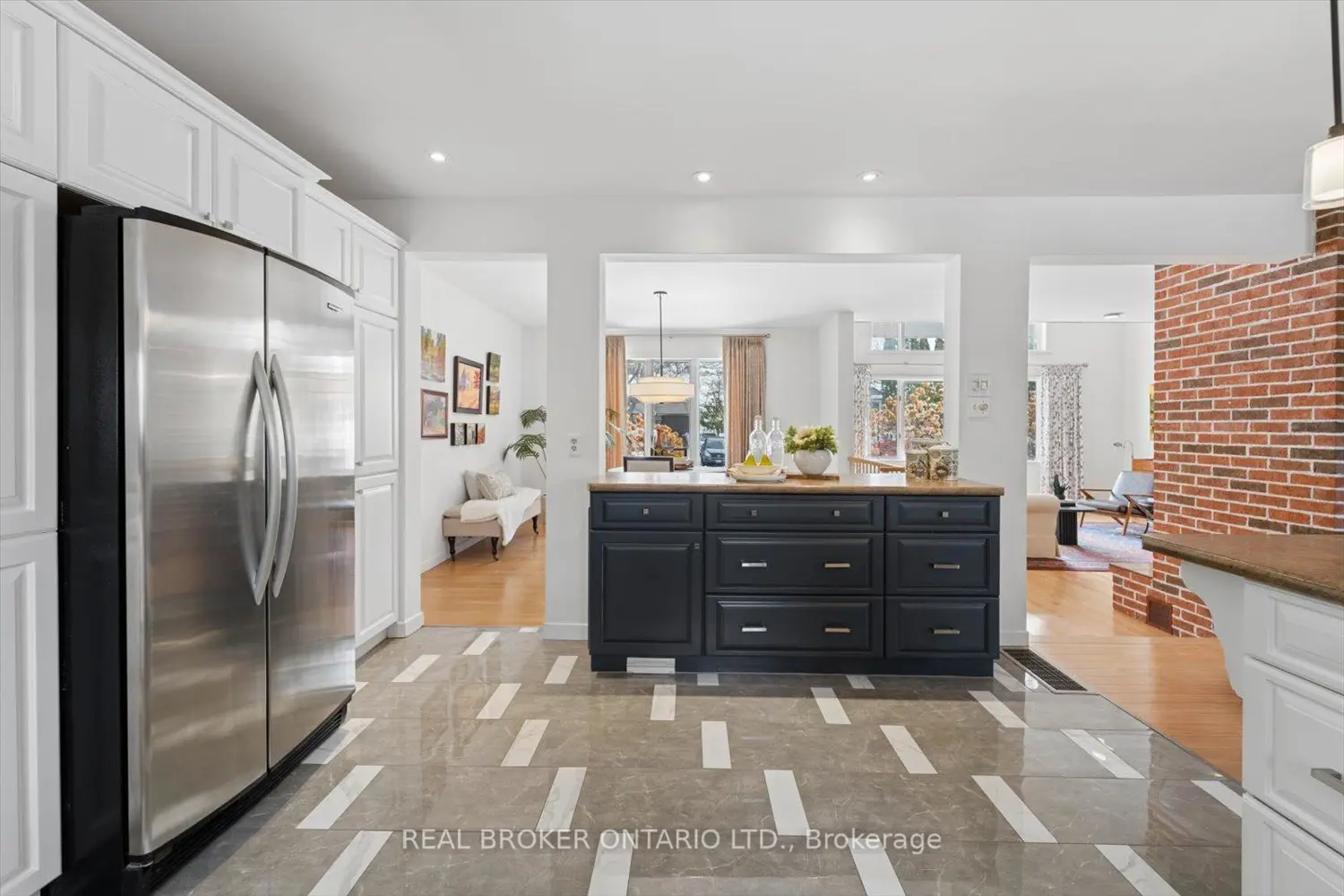 Additional image 6 of 1449 Champlain Drive