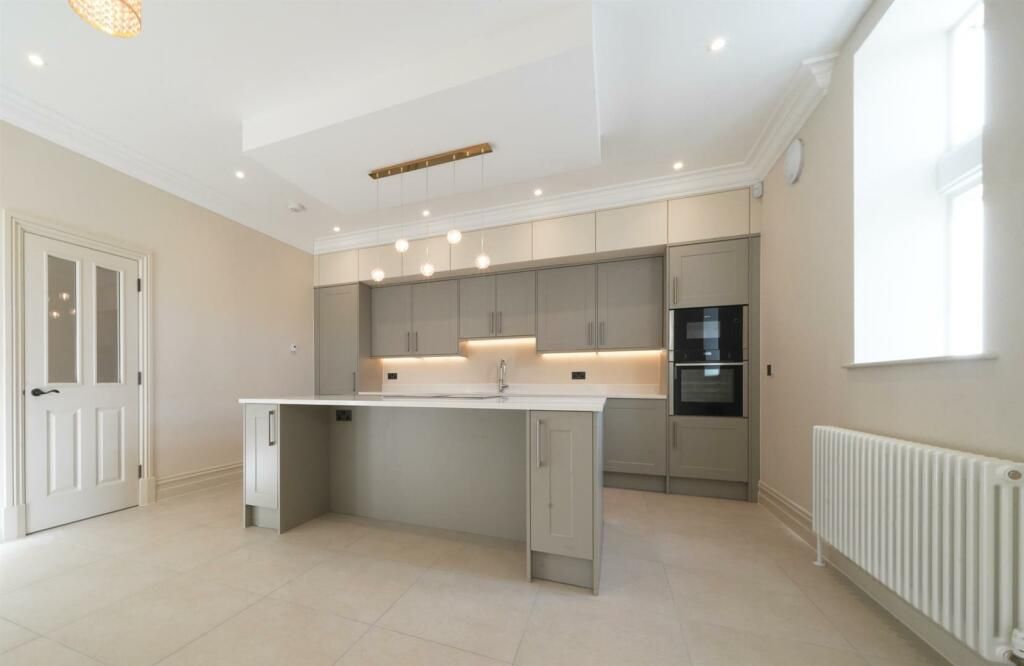 Additional image 4 of 2 bed flat for saleMilverton Hall, Milverton, Leamington Spa, Warwickshire CV32