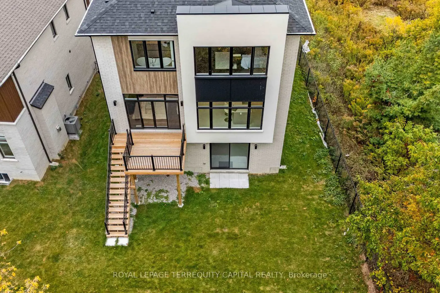 Additional image 20 of 23 Kingwood Lane