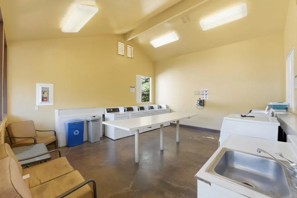 Additional image 45 of 8515 Villa La Jolla Drive Unit B, La Jolla, CA 92037