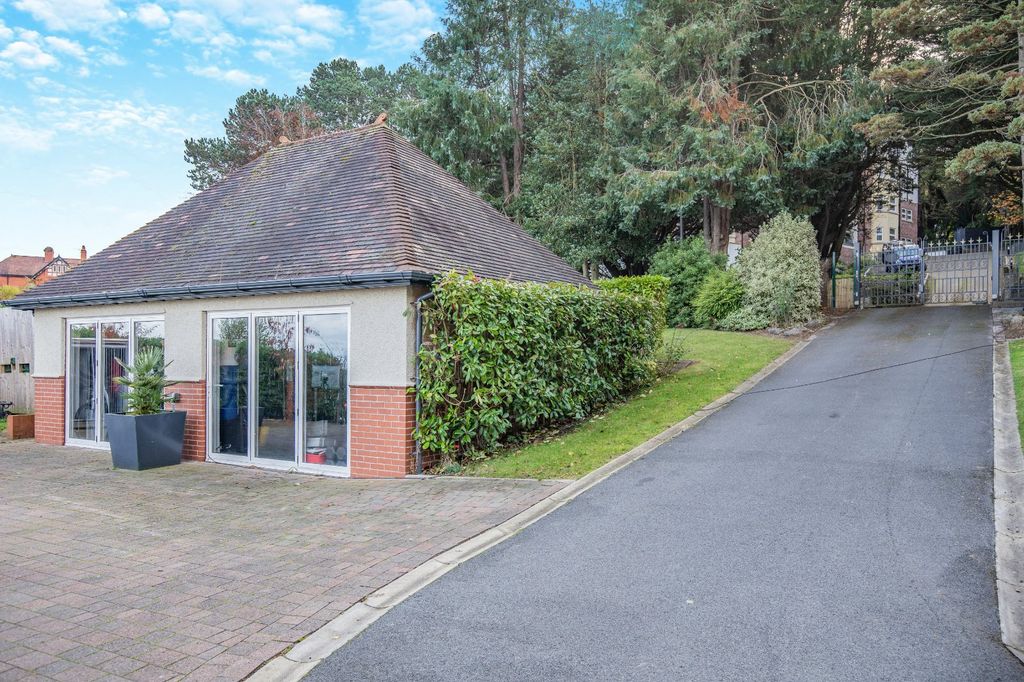 Additional image 23 of 6 bed detached house for saleOak Drive, Colwyn Bay, Conwy LL29