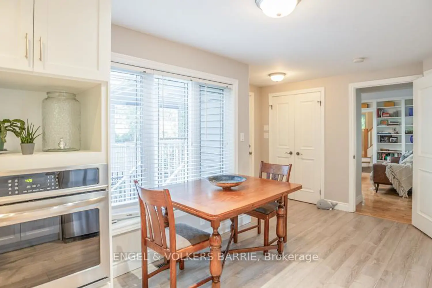 Additional image 7 of 112 Lakeshore Road