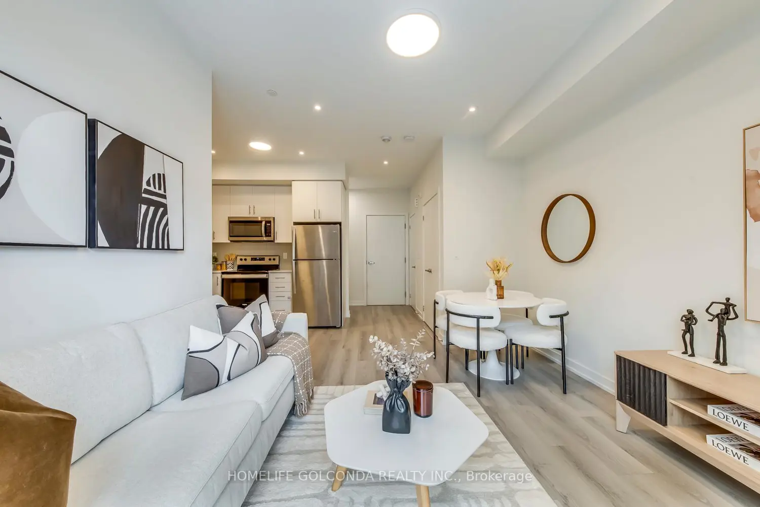 Additional image 2 of 3546 Colonial Drive #4