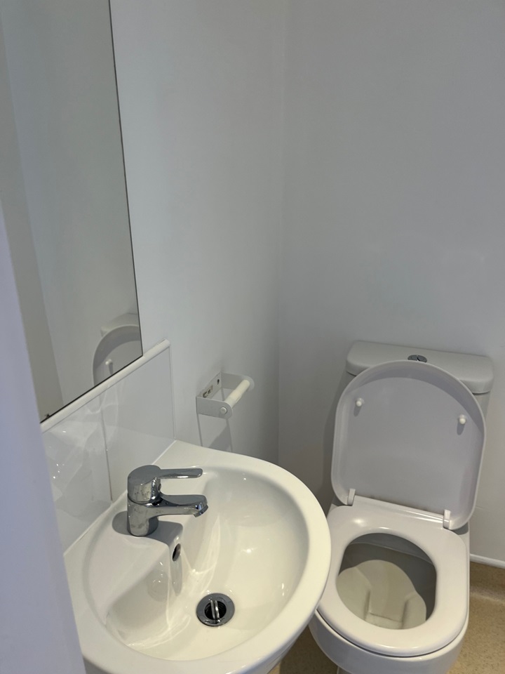 Additional image 9 of Studio Flat, St Michaeals Lane, LS6, N1 7GU