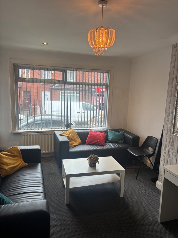 Room in a Shared House, Mayville Avenue, LS6, N1 7GU