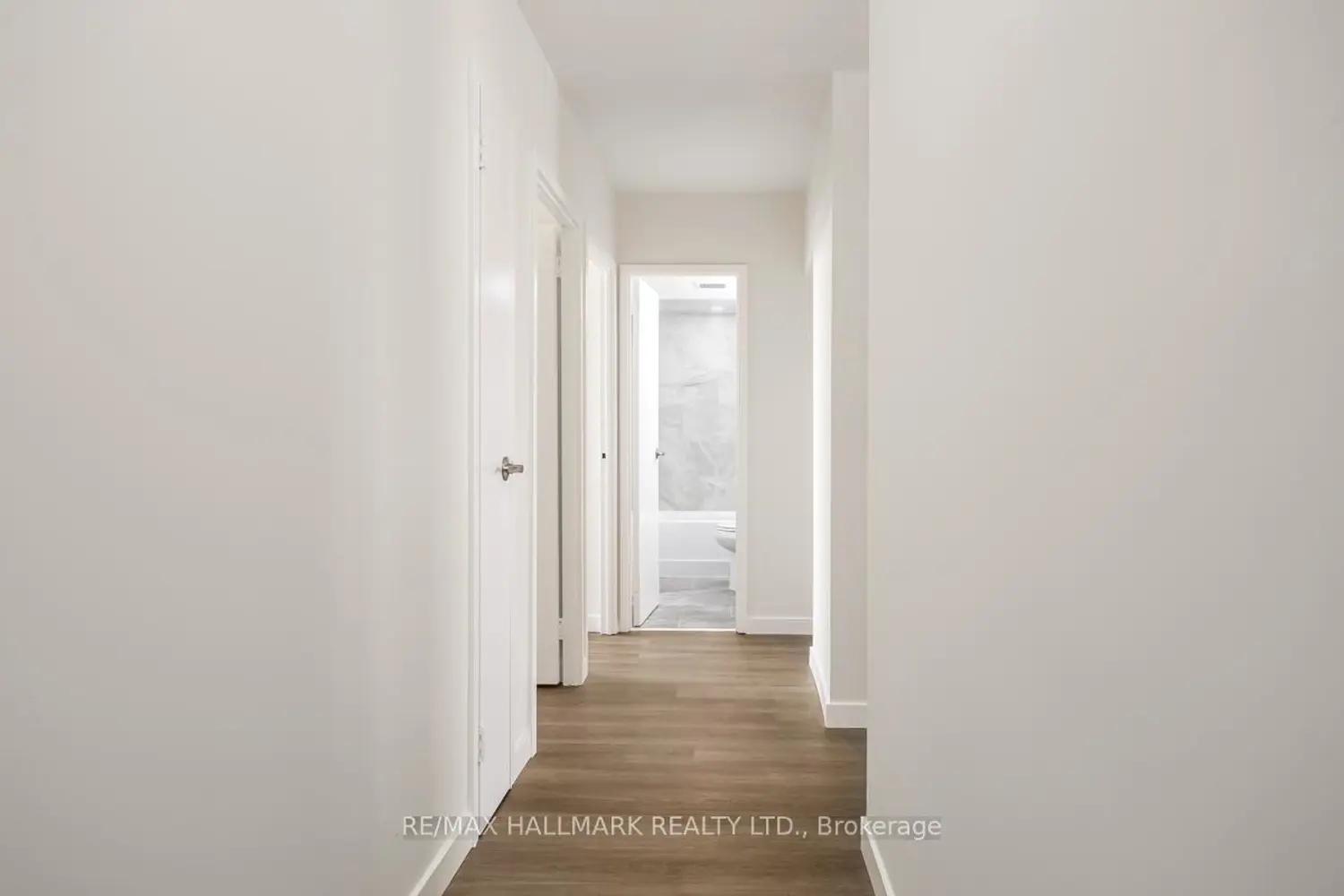 Additional image 4 of 5949 Yonge Street 1105