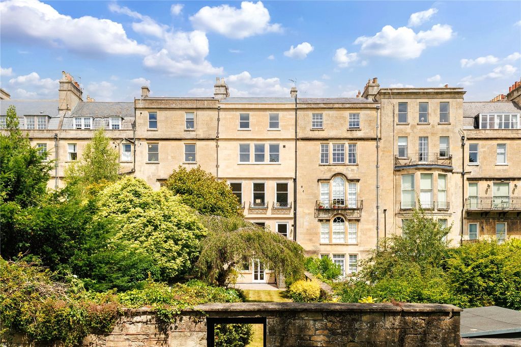 5 bed terraced house for saleBrock Street, Bath, Somerset BA1
