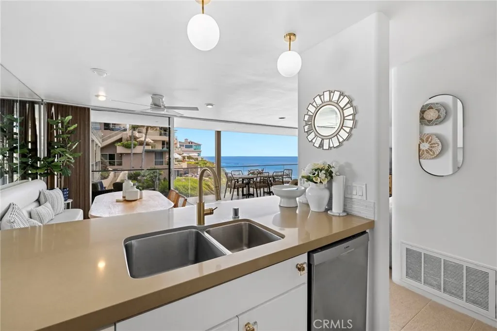 Additional image 7 of 1585 S Coast Unit 32, Laguna Beach, CA 92651
