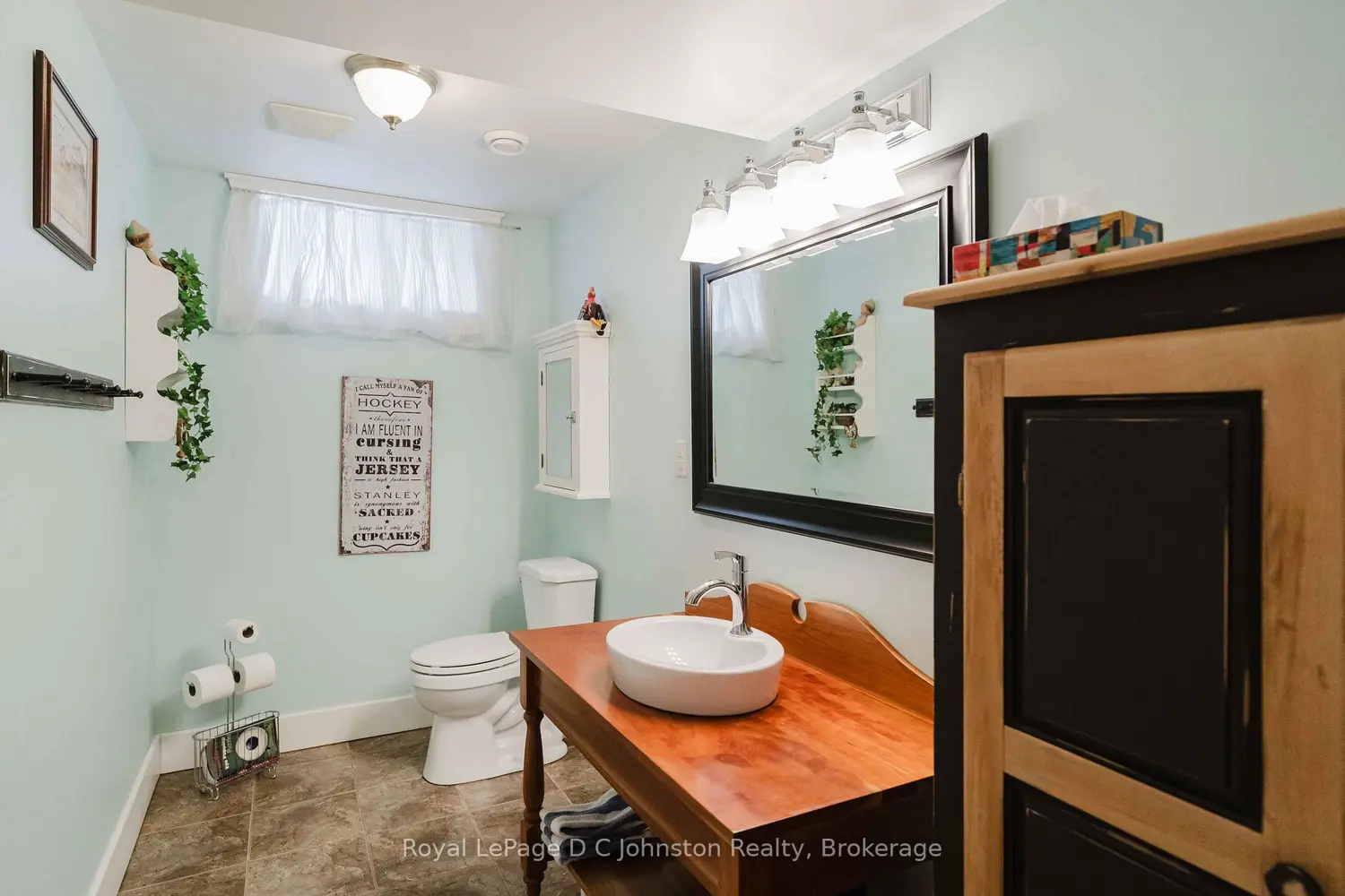 Additional image 15 of 44 Eastgate Drive