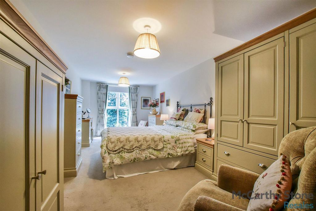 Additional image 9 of 2 bed flat for saleNorthwich Road, Knutsford, Cheshire WA16