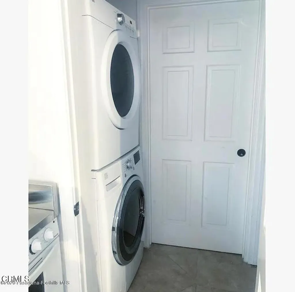 748 N La Jolla Avenue Unit 1/2, West Hollywood, CA 90046