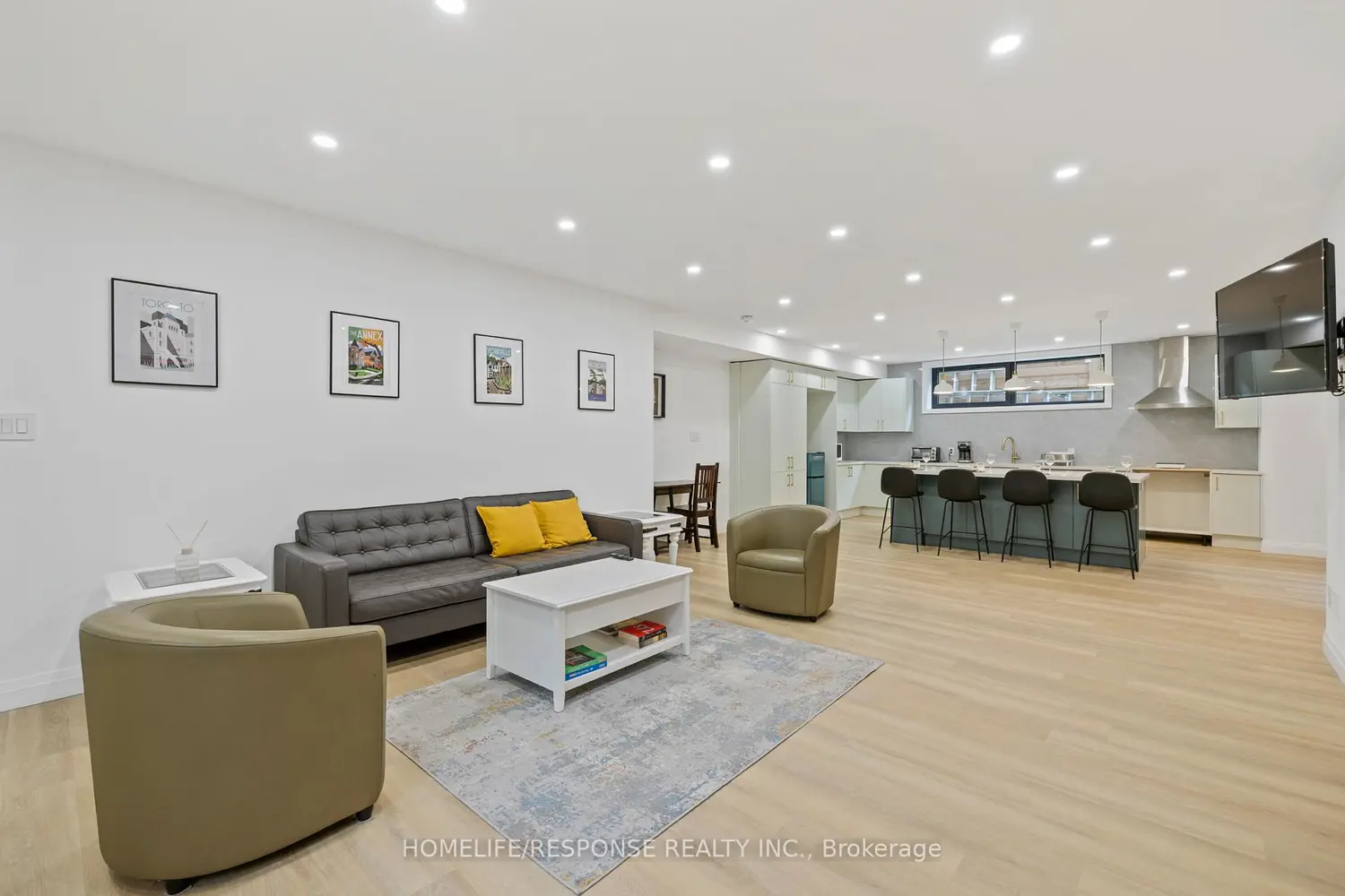 Additional image 12 of 2110 Courtland Crescent