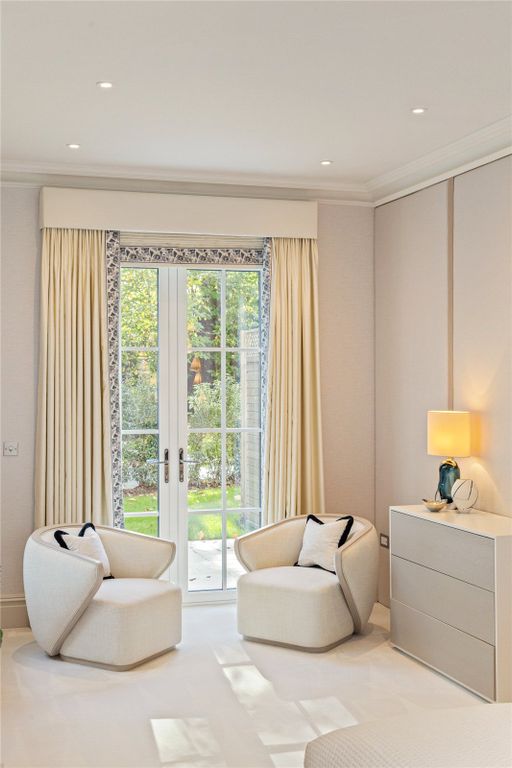 Additional image 11 of 3 bed flat for saleLondon Road, Ascot, Berkshire SL5