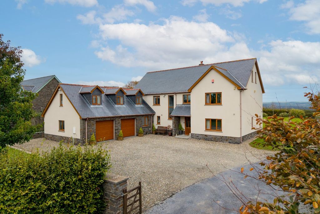 4 bed detached house for saleLaugharne, Carmarthen SA33