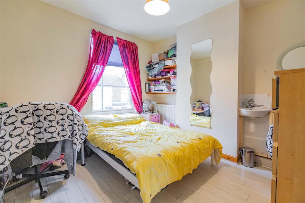 Additional image 4 of Gleave Road, Selly Oak, Birmingham, West Midlands, B29