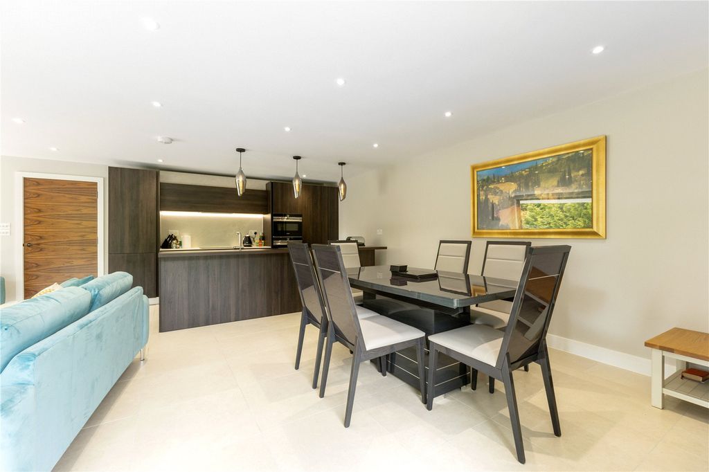 Additional image 7 of 3 bed flat for saleThe Avenue, Branksome Park, Dorset BH13