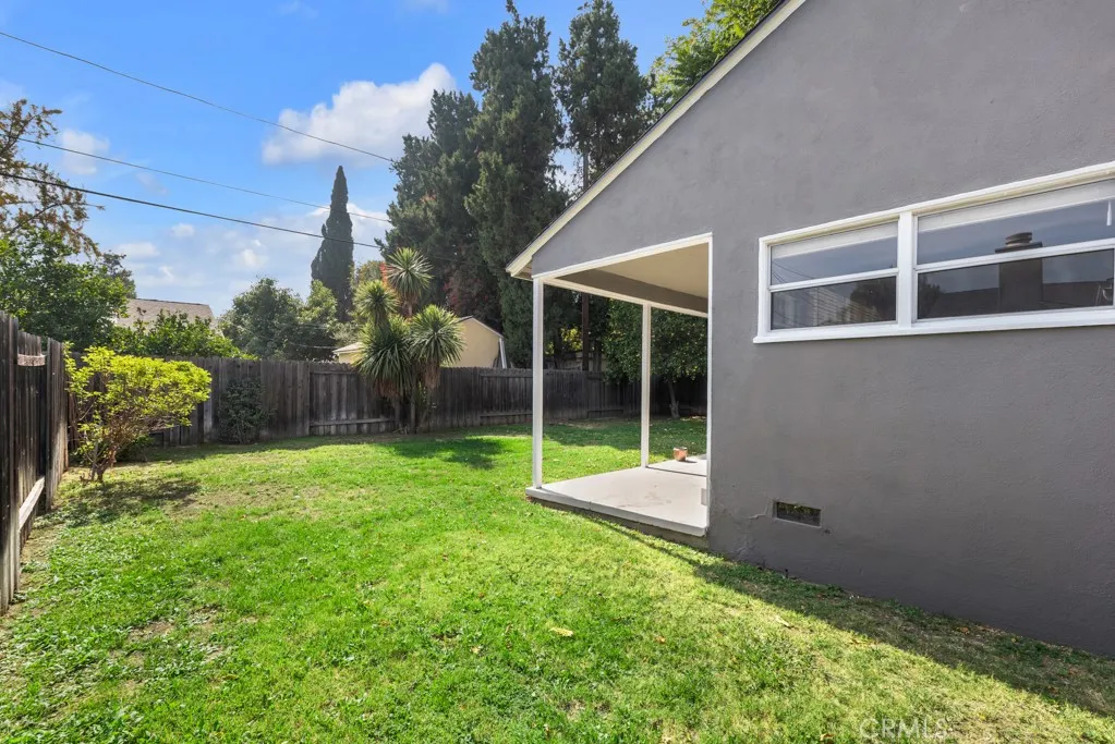 Additional image 33 of 18350 Lorne St, Reseda, CA 91335