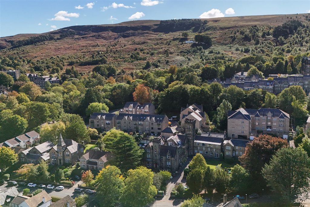 Additional image 16 of 2 bed flat for saleDeaconess Court, Queens Road, Ilkley LS29