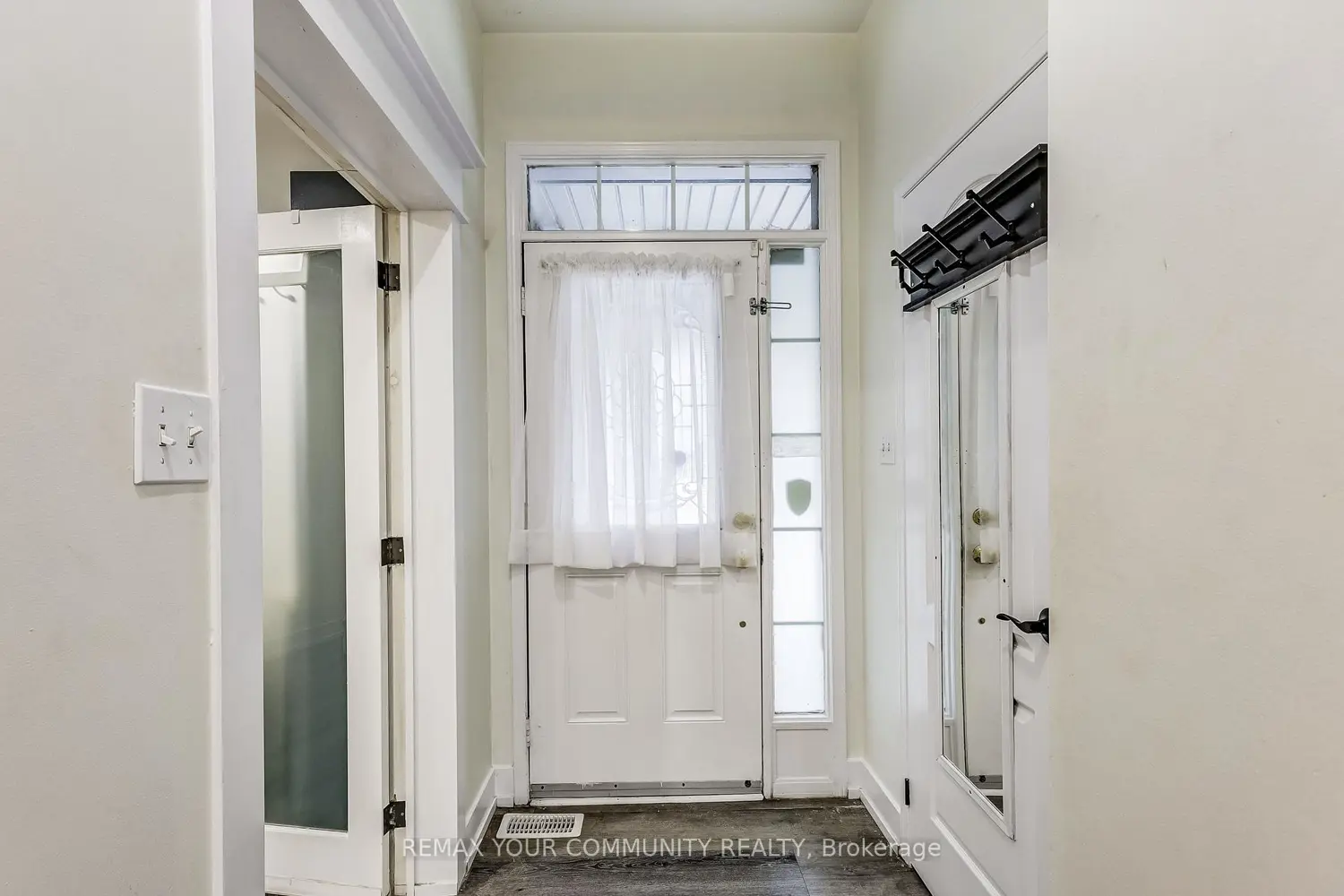 18 Tozer Crescent photo 4