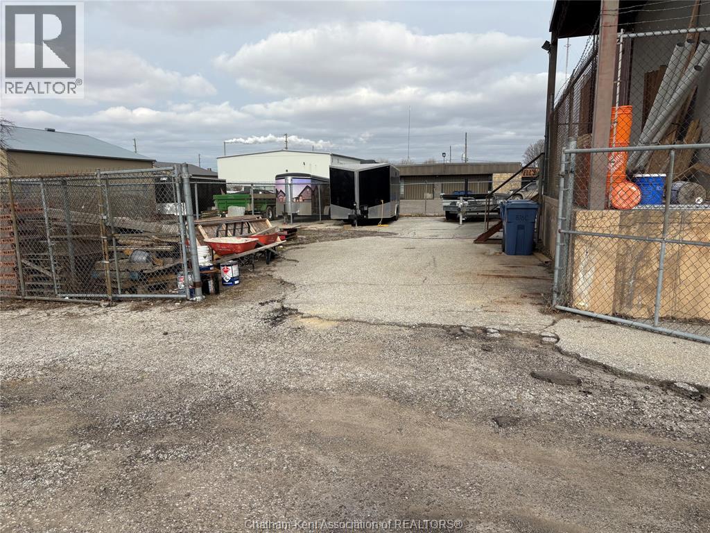 Additional image 3 of Unit - 3-876 Richmond Street, Chatham, ON, N7M5J5