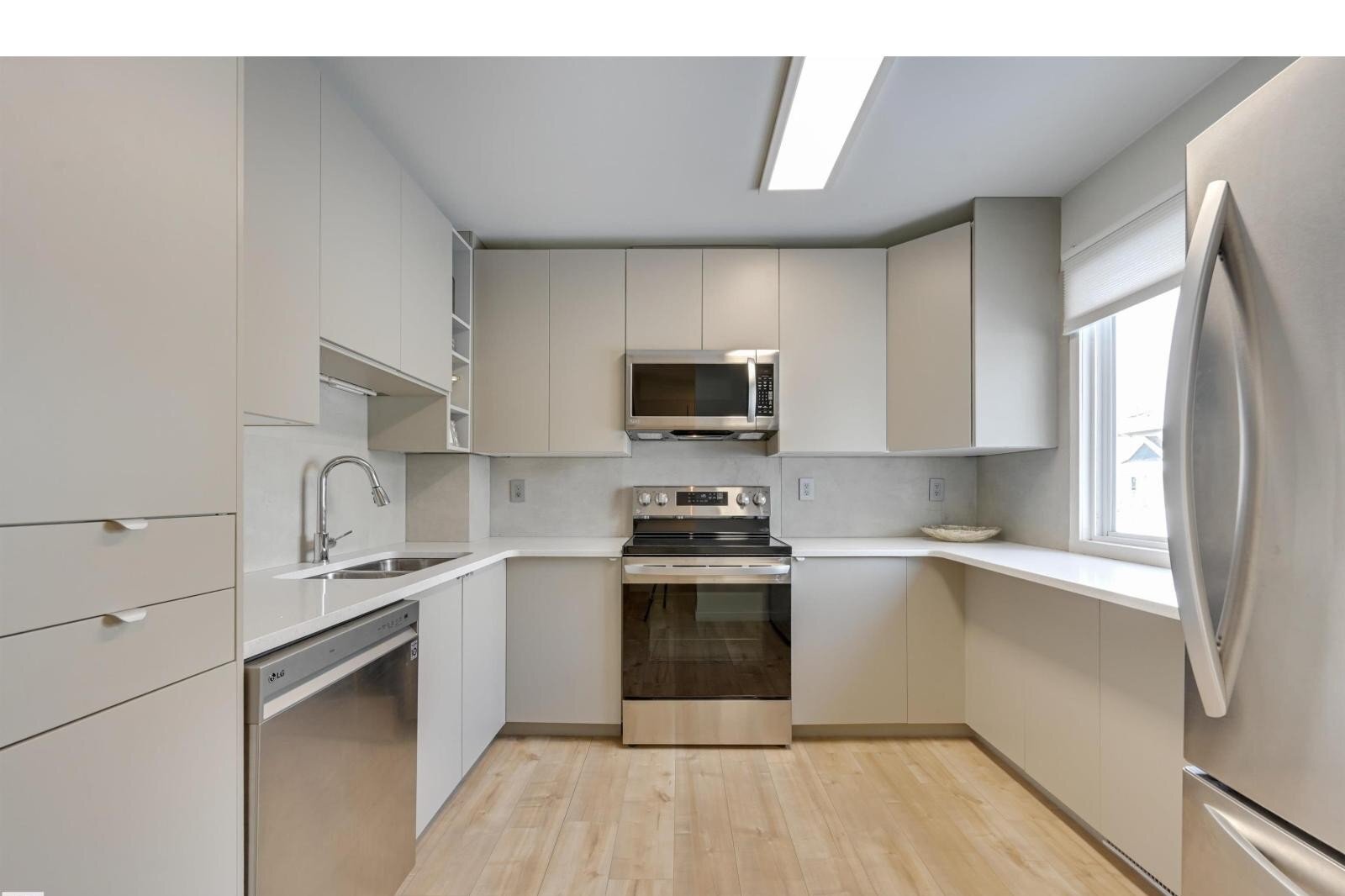 Additional image 8 of 31-9619 180 Street NW, Edmonton, AB, T5T4L9