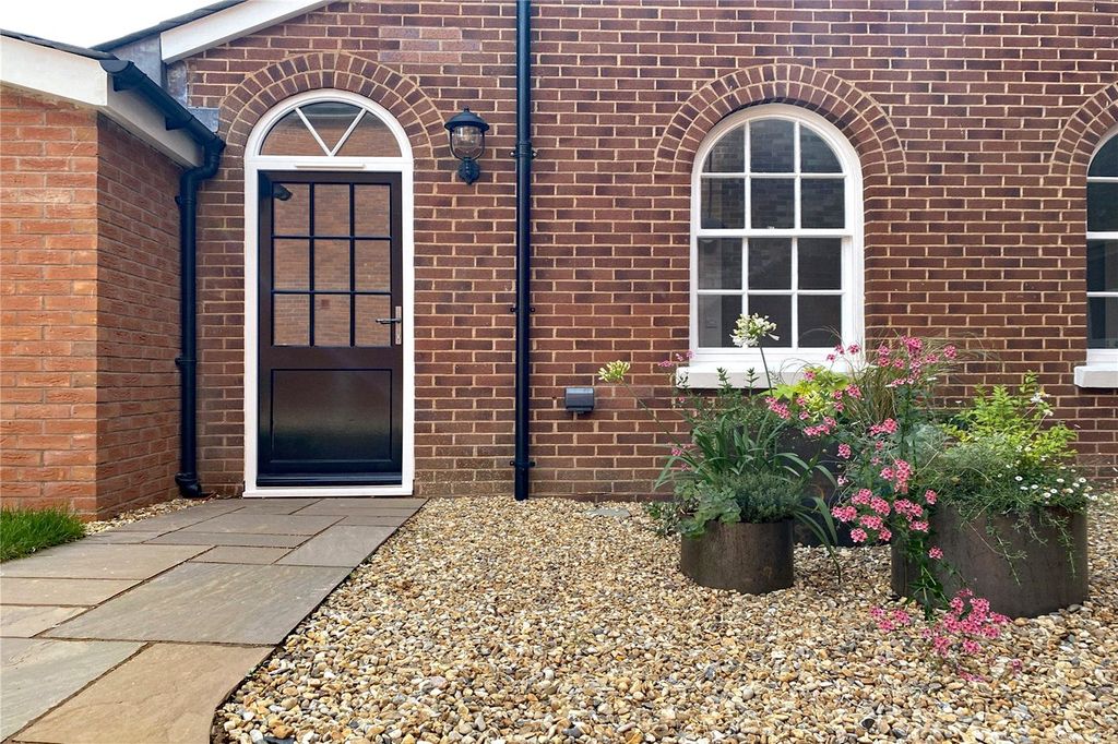 3 bed flat for saleMagdalen Road, Exeter EX2