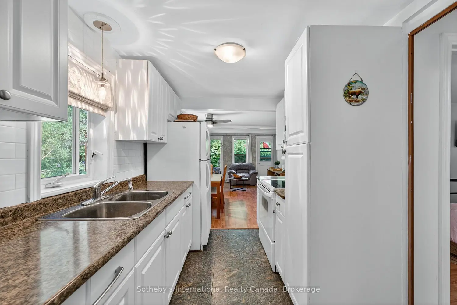 Additional image 16 of 14 Domar Road