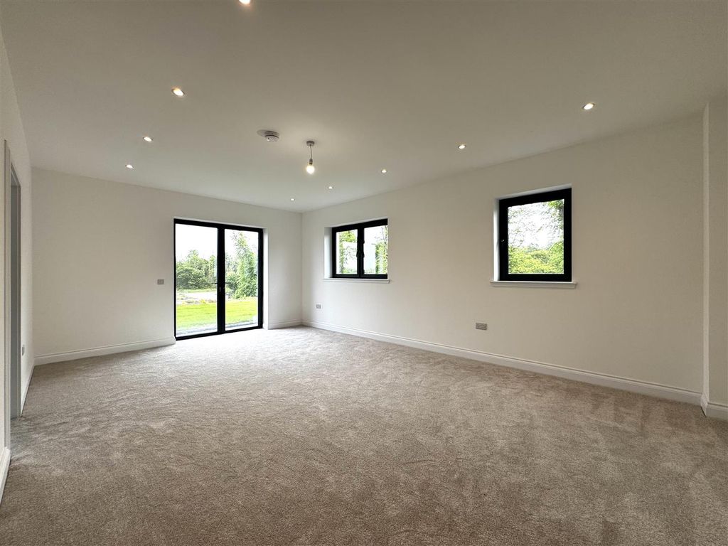 Additional image 12 of 5 bed detached house for salePlot 1 Lairds Gate, Blackwood Estate, Blackwood ML11