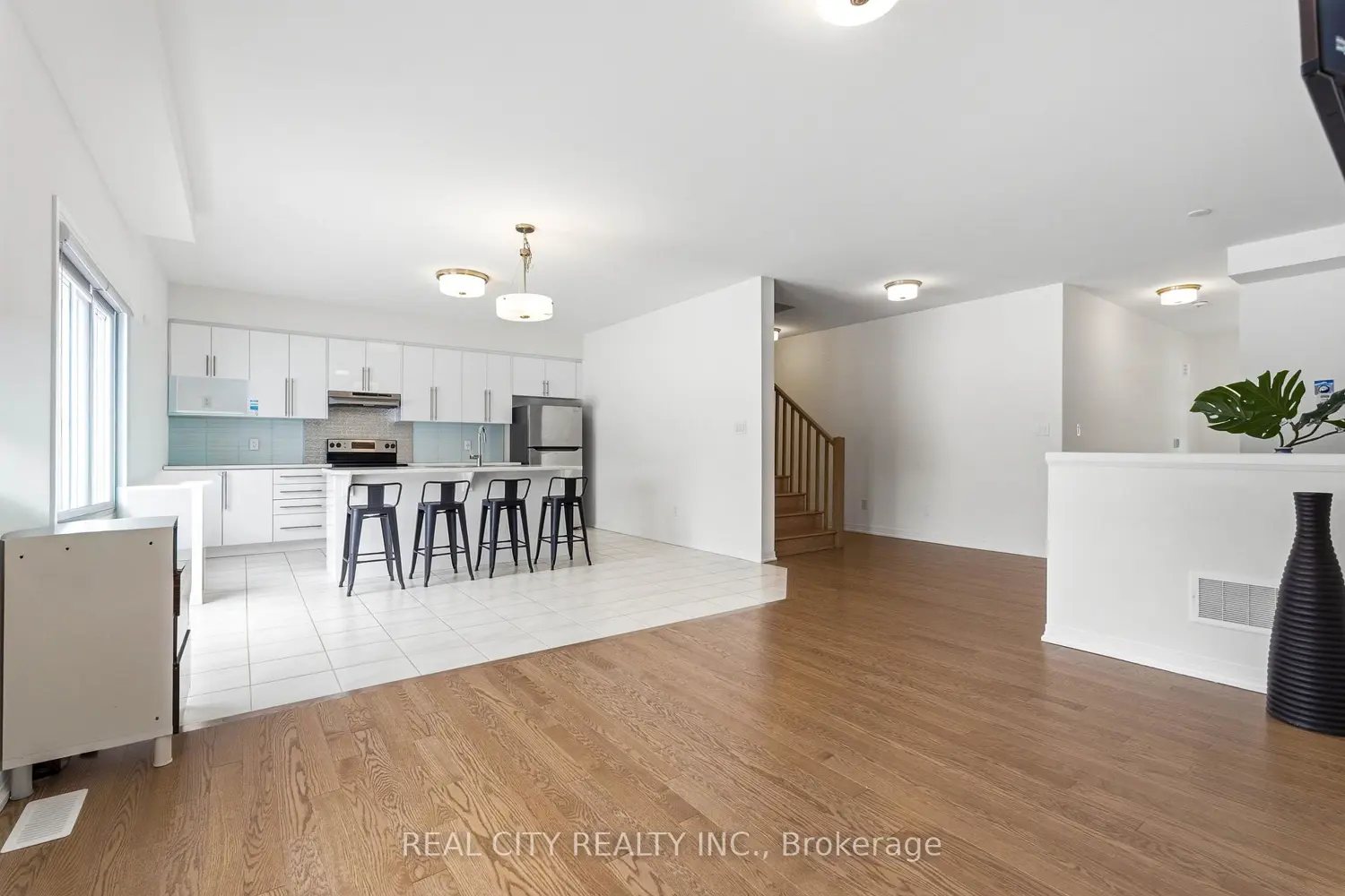 Additional image 4 of 72 George Brier Drive