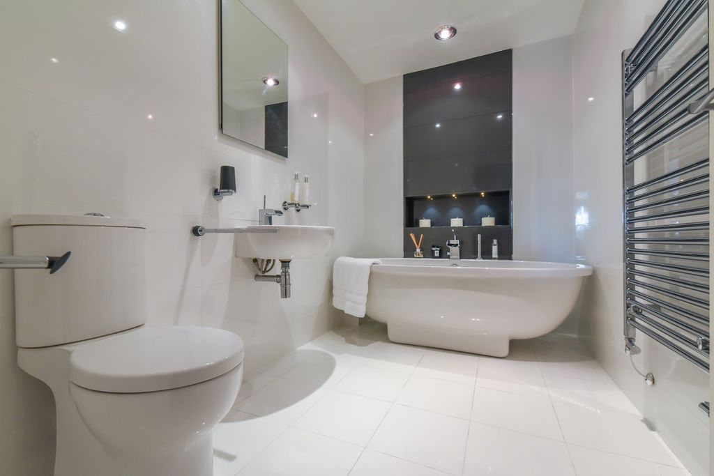 Additional image 15 of 3 bed flat for saleHenley Road, Claverdon, Warwickshire CV35