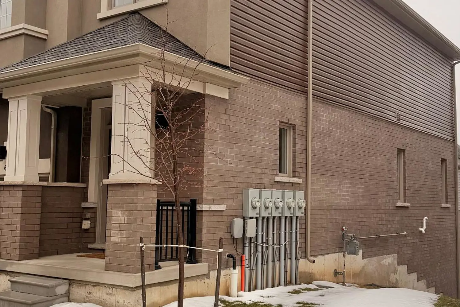 620 Colborne Street 66 photo 2