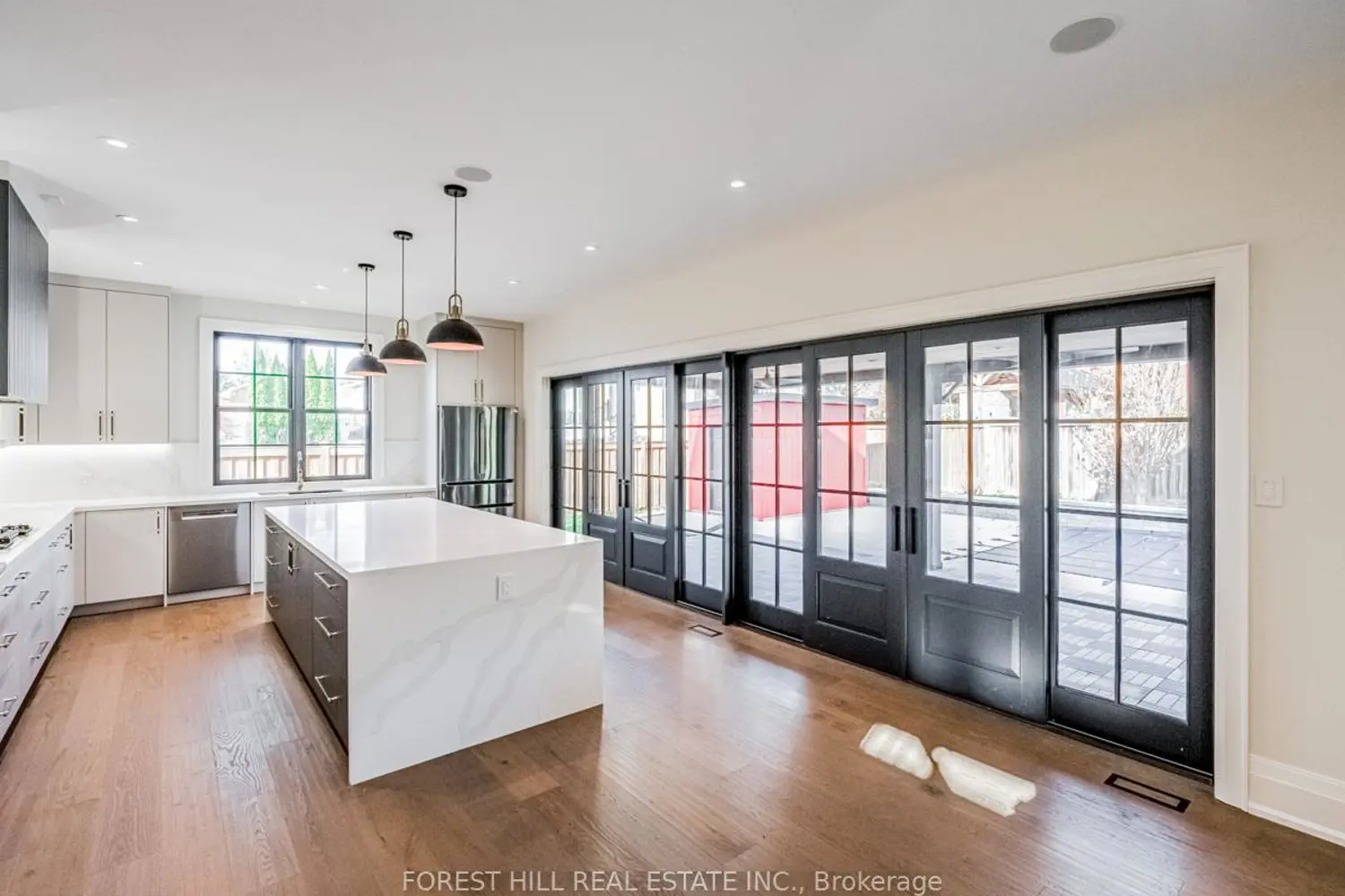 Additional image 5 of 7089 Second Line