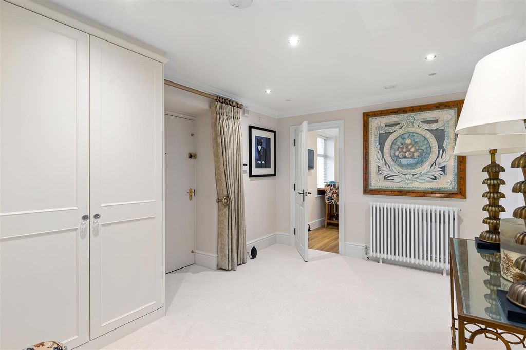 Additional image 10 of 2 bed flat for saleBrodrick Drive, Ilkley LS29