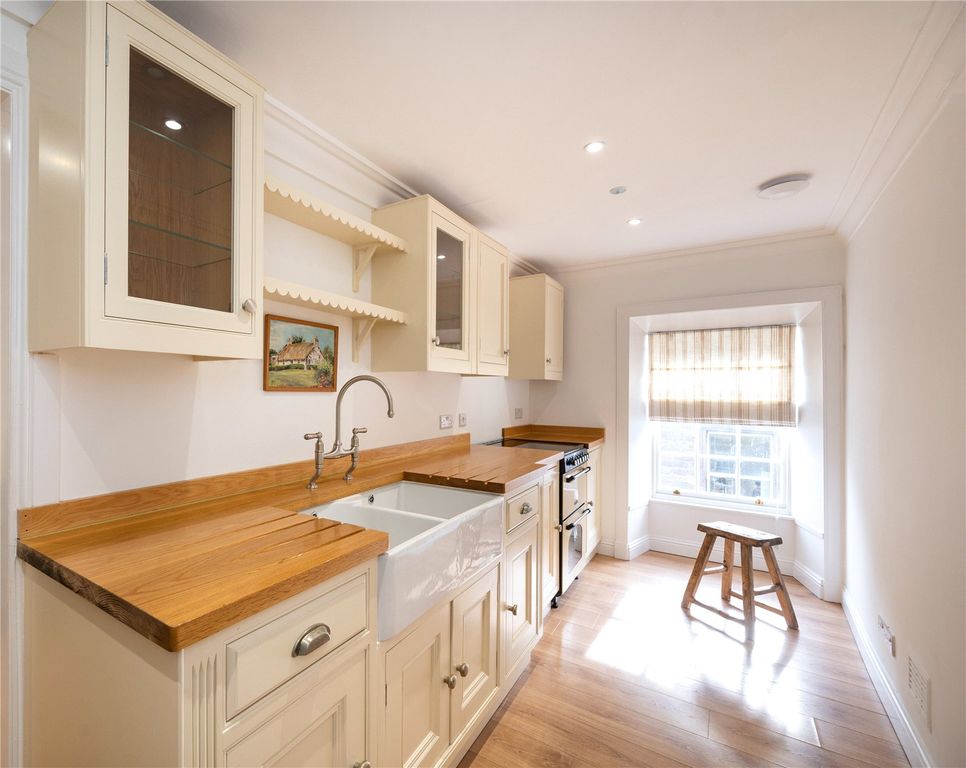 Additional image 4 of 2 bed flat for saleApartment 4, 8 Market Street, Haddington, East Lothian EH41
