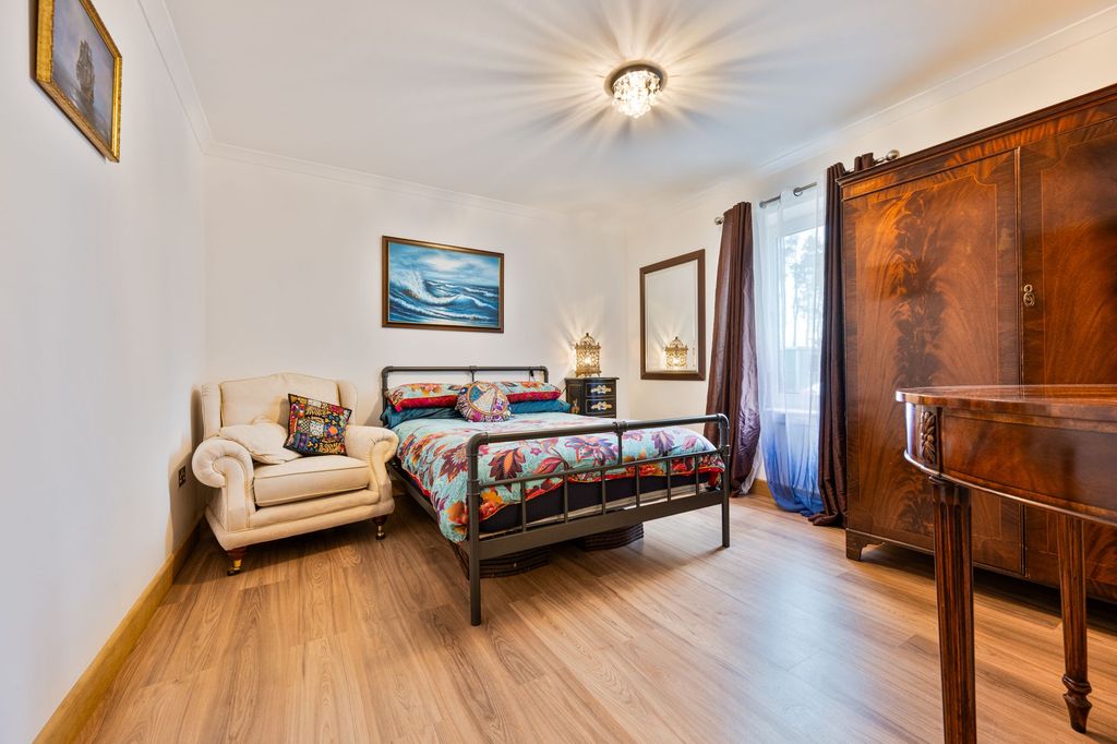 Additional image 11 of 5 bed detached house for sale1 Bankwood, Biggar Road, Carnwath, Lanark ML11