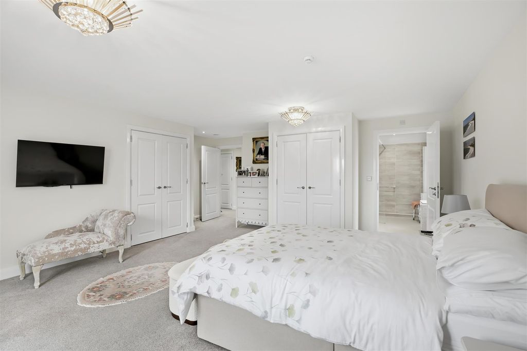 Additional image 13 of 3 bed flat for saleBradford Road, Menston LS29