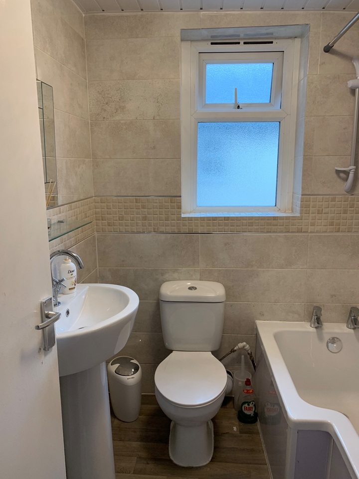 Additional image 3 of Studio Flat, Oxford Road, B23, N1 7GU