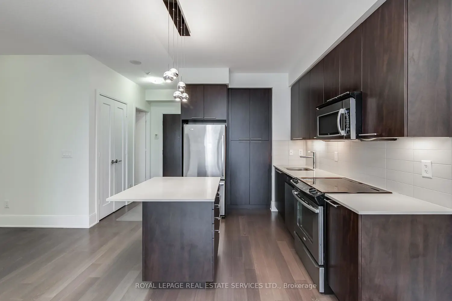 25 Broadway Avenue 1408