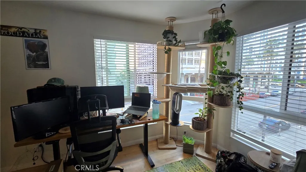 Additional image 14 of 35 Linden Ave Unit 301, Long Beach, CA 90802