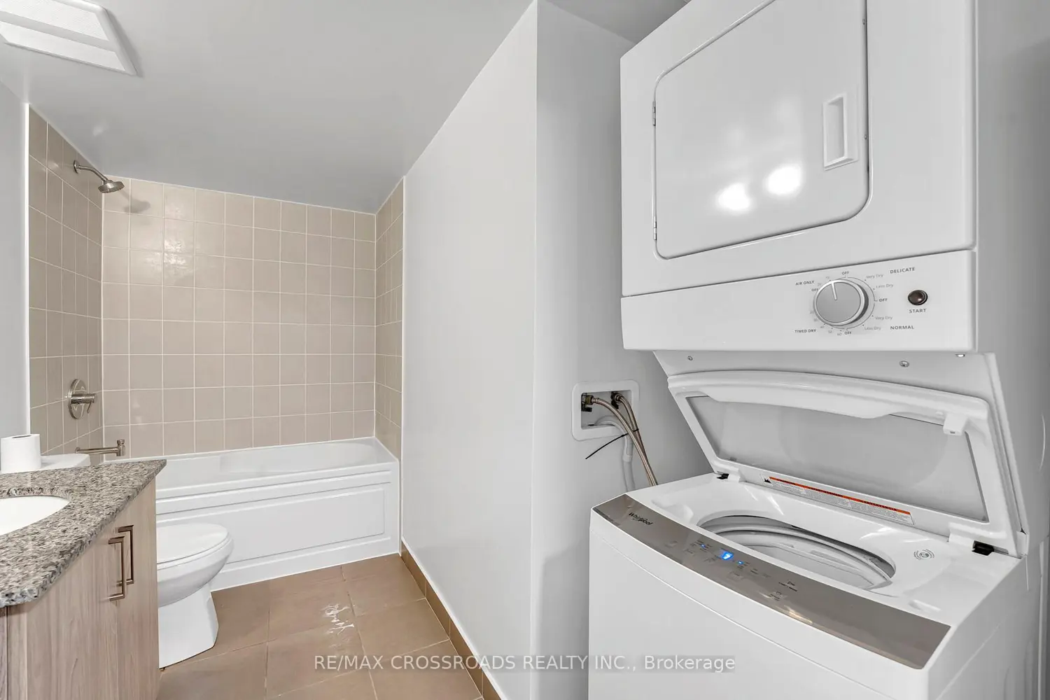 Additional image 15 of 20 Meadowglen Place 528
