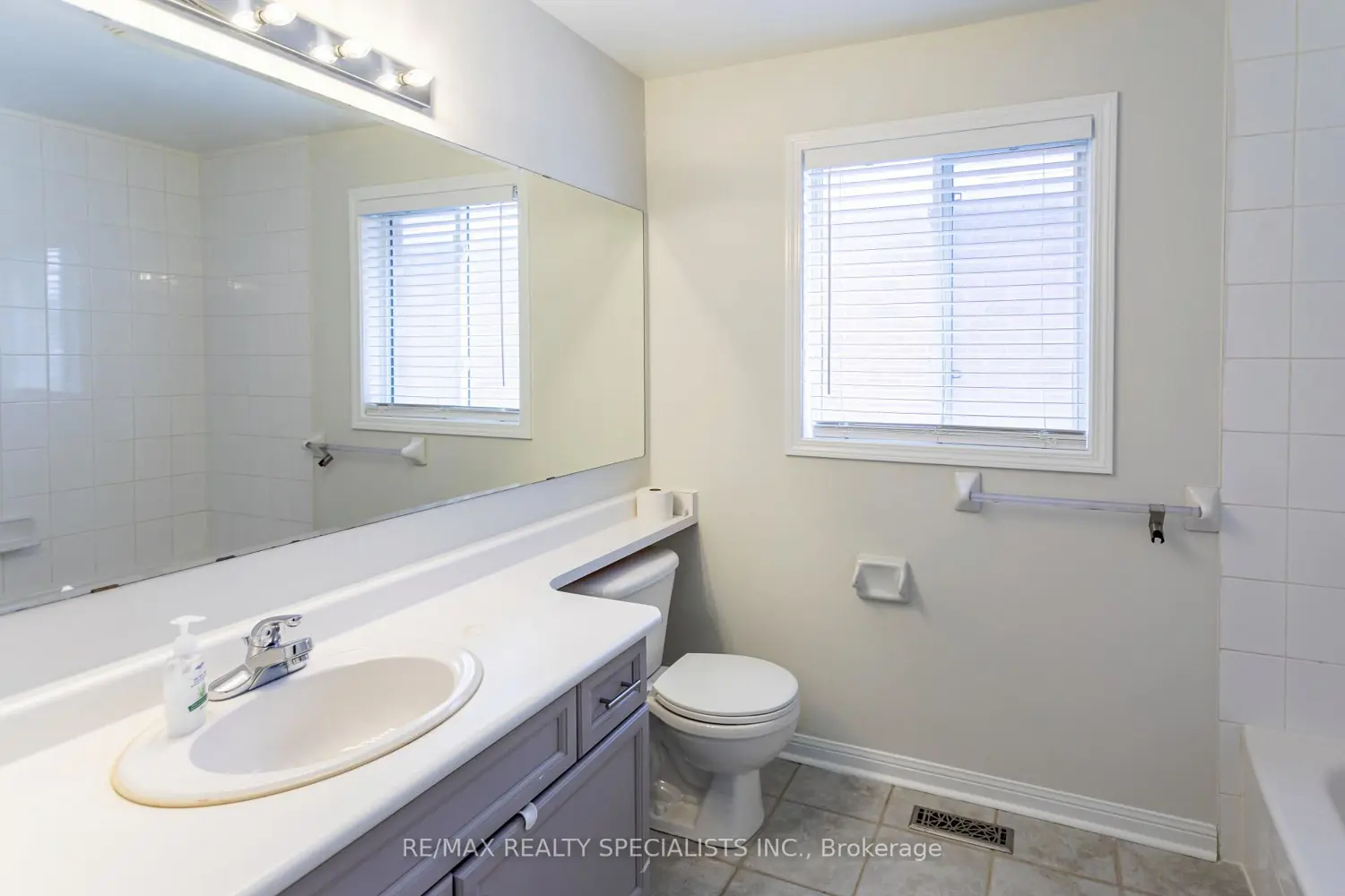 Additional image 18 of 511 Collis Court