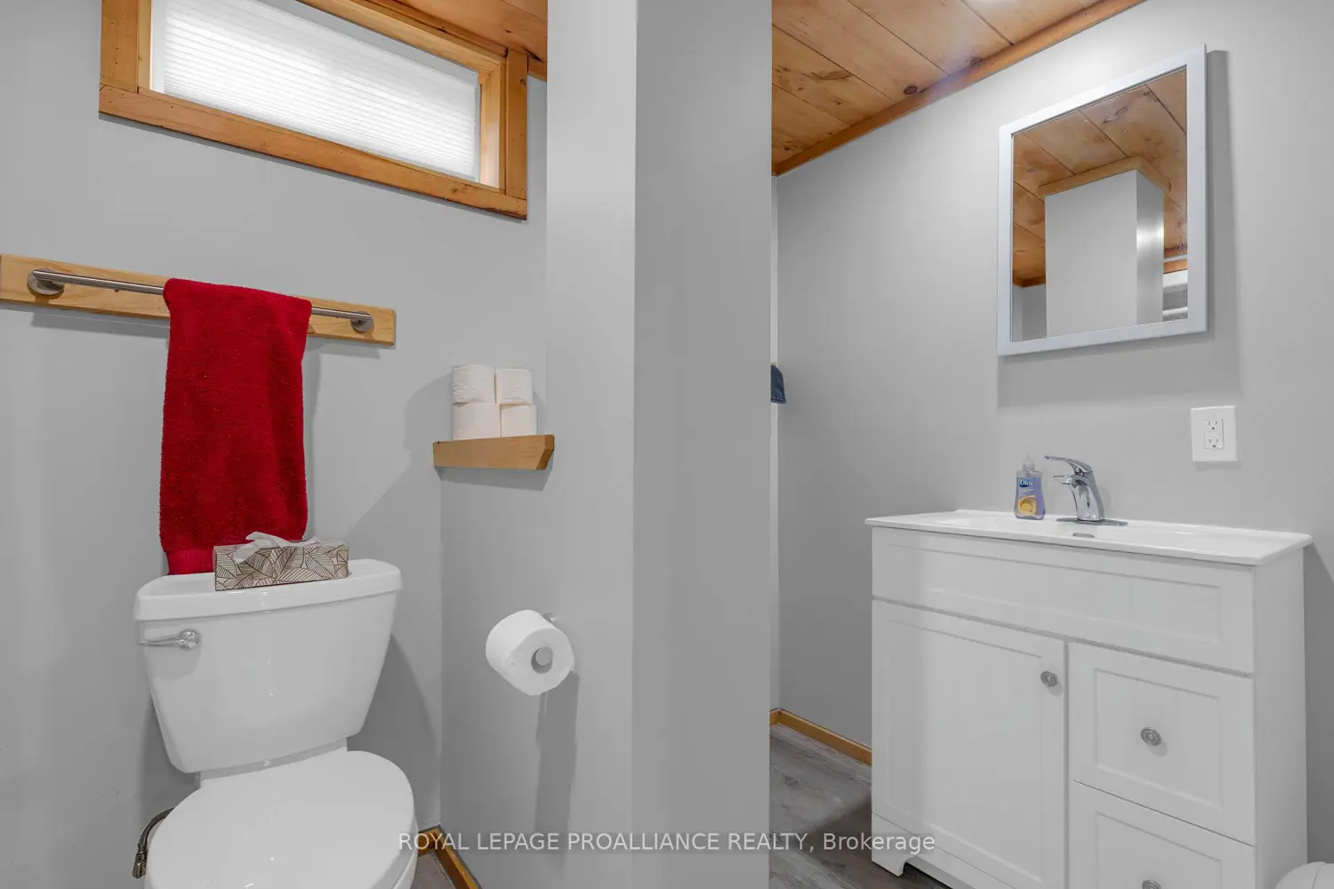 Additional image 11 of 138 Hollister Road