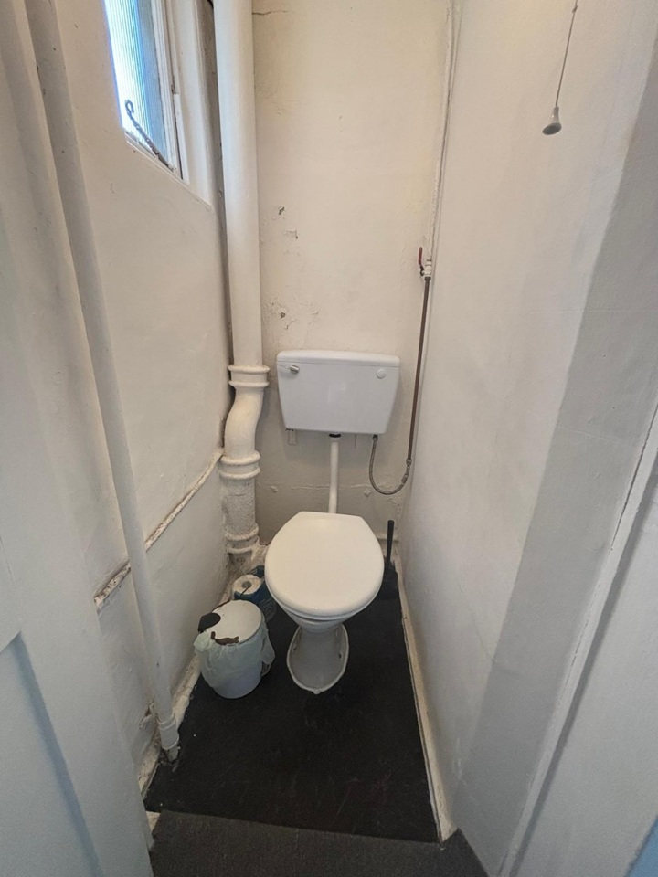 Additional image 6 of 1 Bed Flat, Battersea Bridge Road, SW11, N1 7GU