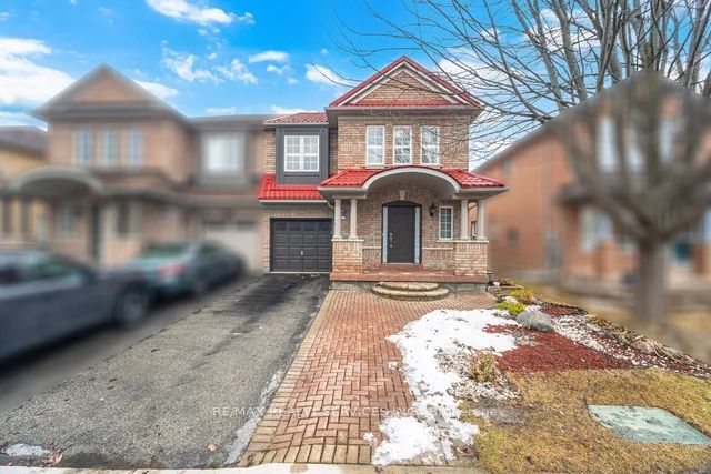 103 Starhill Crescent, Brampton, ON, L6R 2P8