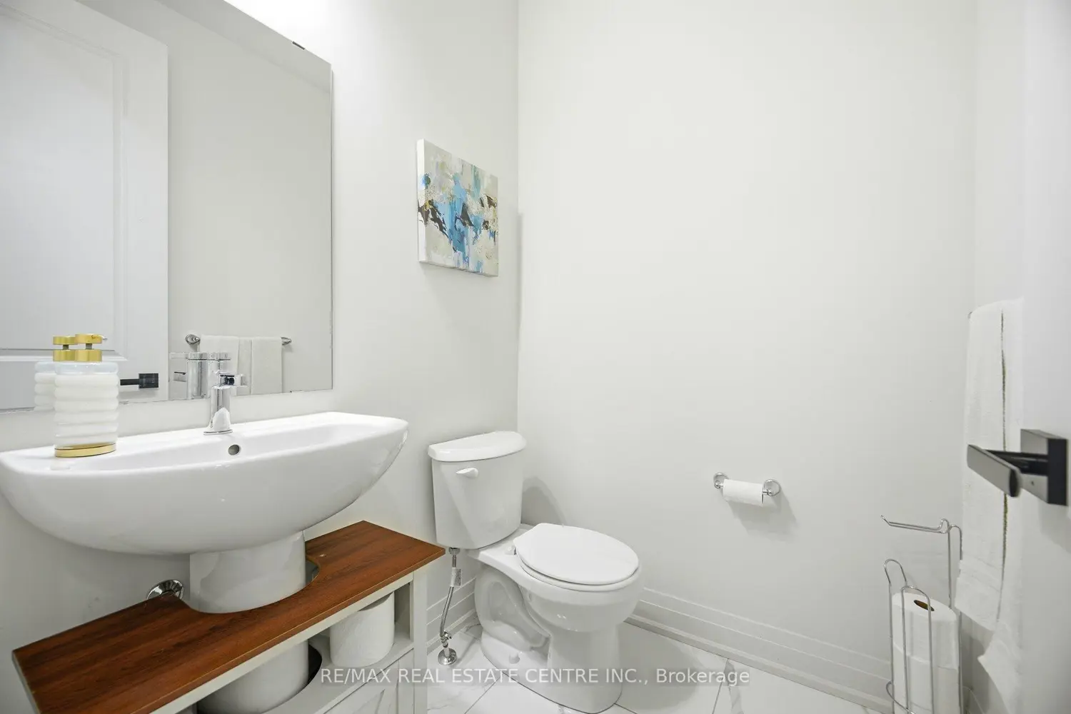 Additional image 11 of 112 Bluebird Boulevard